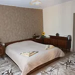 Stoletnika Guest house 3*