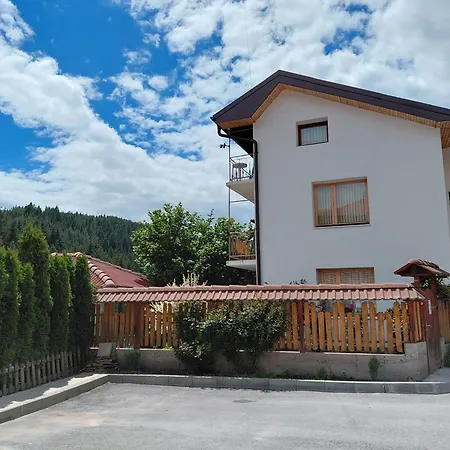 Guest house Stoletnika Yagodina
