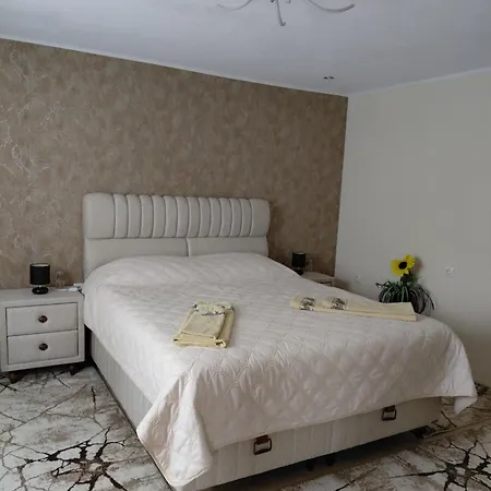 Guest house Stoletnika Yagodina